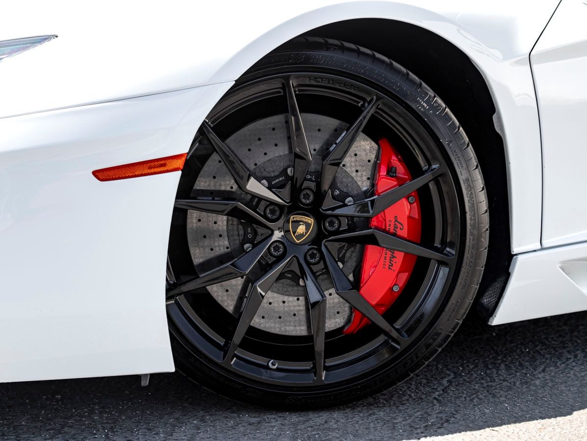 2014 Lamborghini Aventador Base