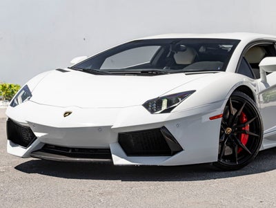 2014 Lamborghini Aventador Base
