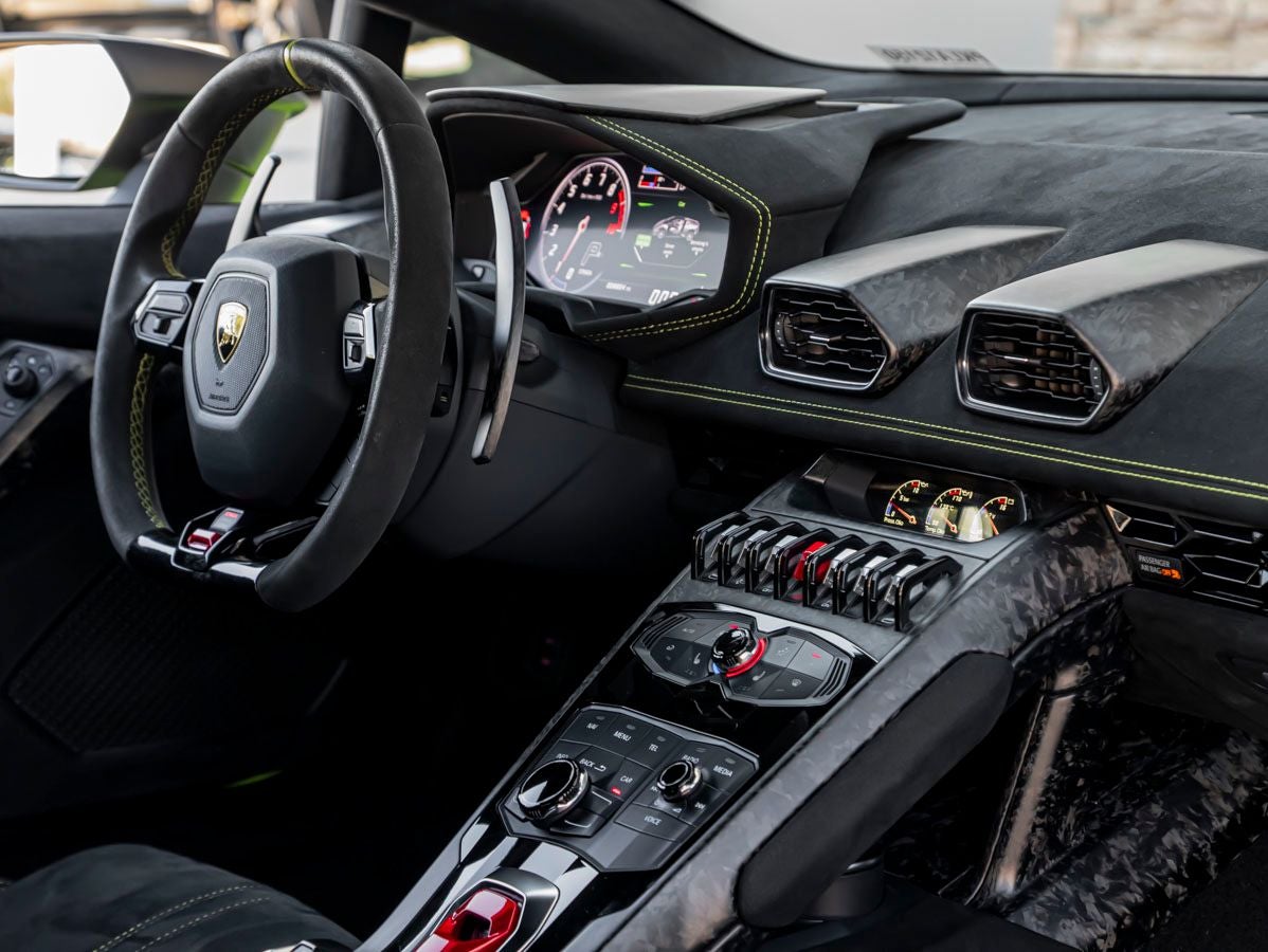 2019 Lamborghini Huracan Performante