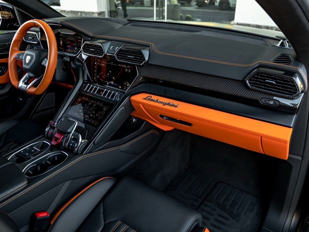 2024 Lamborghini Urus S