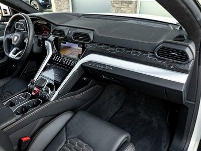 2024 Lamborghini Urus S