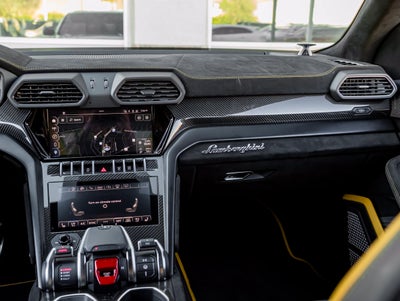 2024 Lamborghini Urus Performante