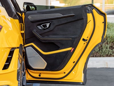 2024 Lamborghini Urus Performante