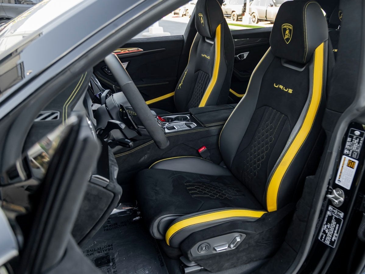 2024 Lamborghini Urus Performante