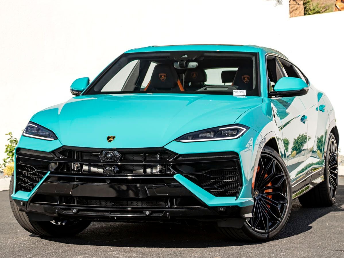 2025 Lamborghini Urus SE