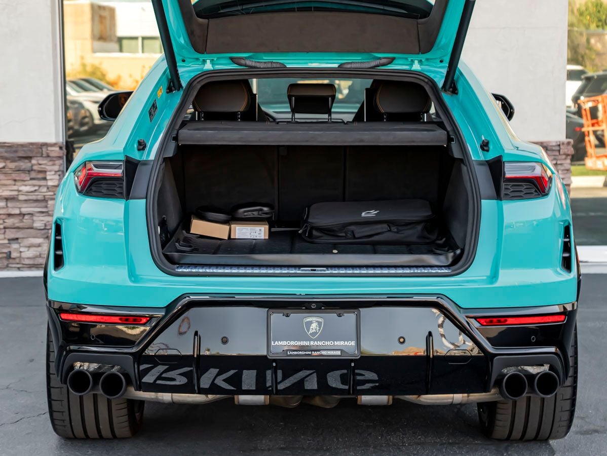 2025 Lamborghini Urus SE