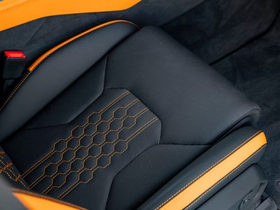 2025 Lamborghini Urus SE