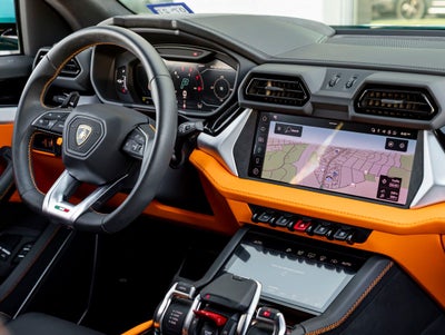 2025 Lamborghini Urus SE