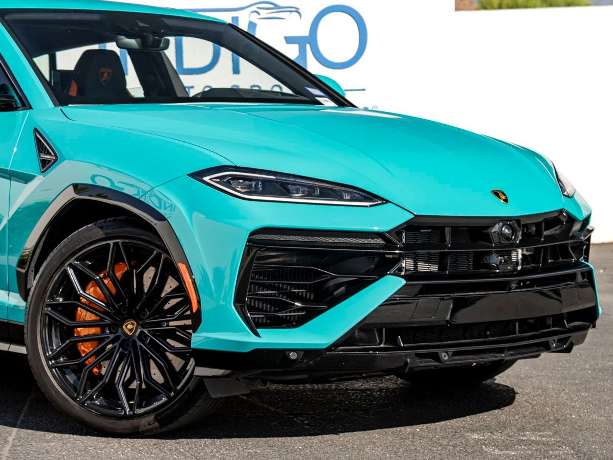 2025 Lamborghini Urus SE