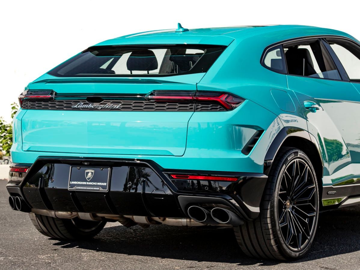 2025 Lamborghini Urus SE