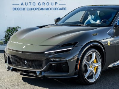 2025 Ferrari Purosangue Base