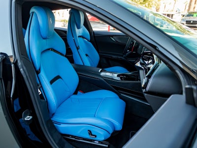 2025 Ferrari Purosangue Base