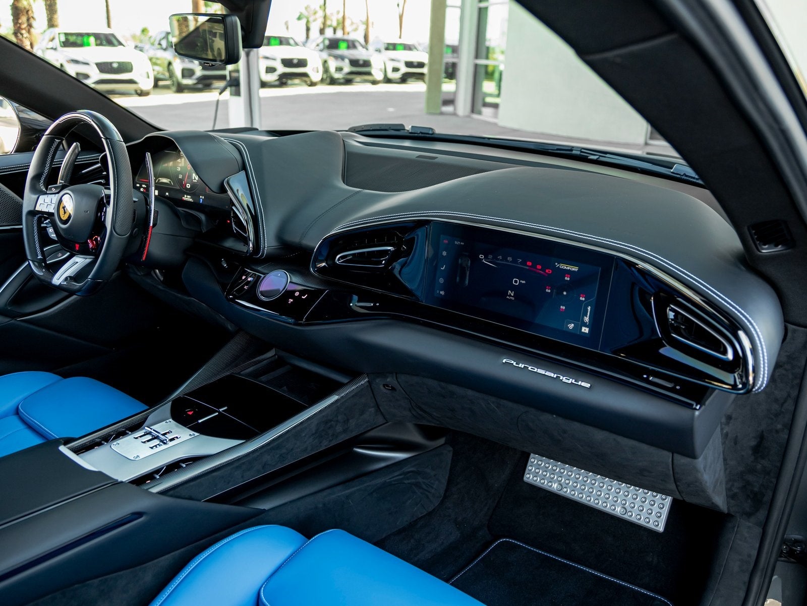 2025 Ferrari Purosangue Base