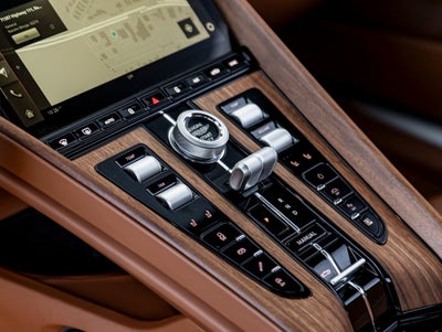 2026 Aston Martin DB12 Volante