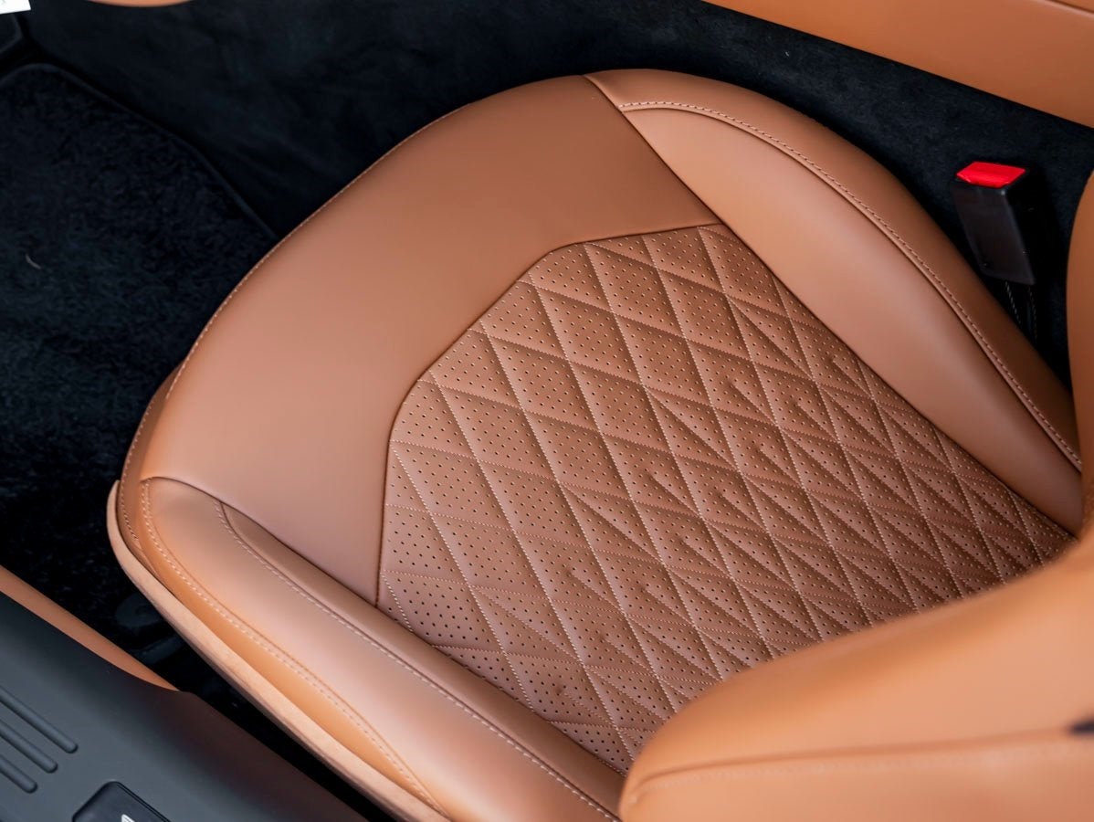 2026 Aston Martin DB12 Volante