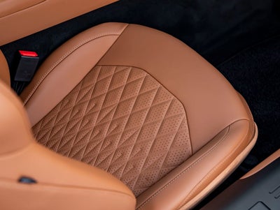 2026 Aston Martin DB12 Volante