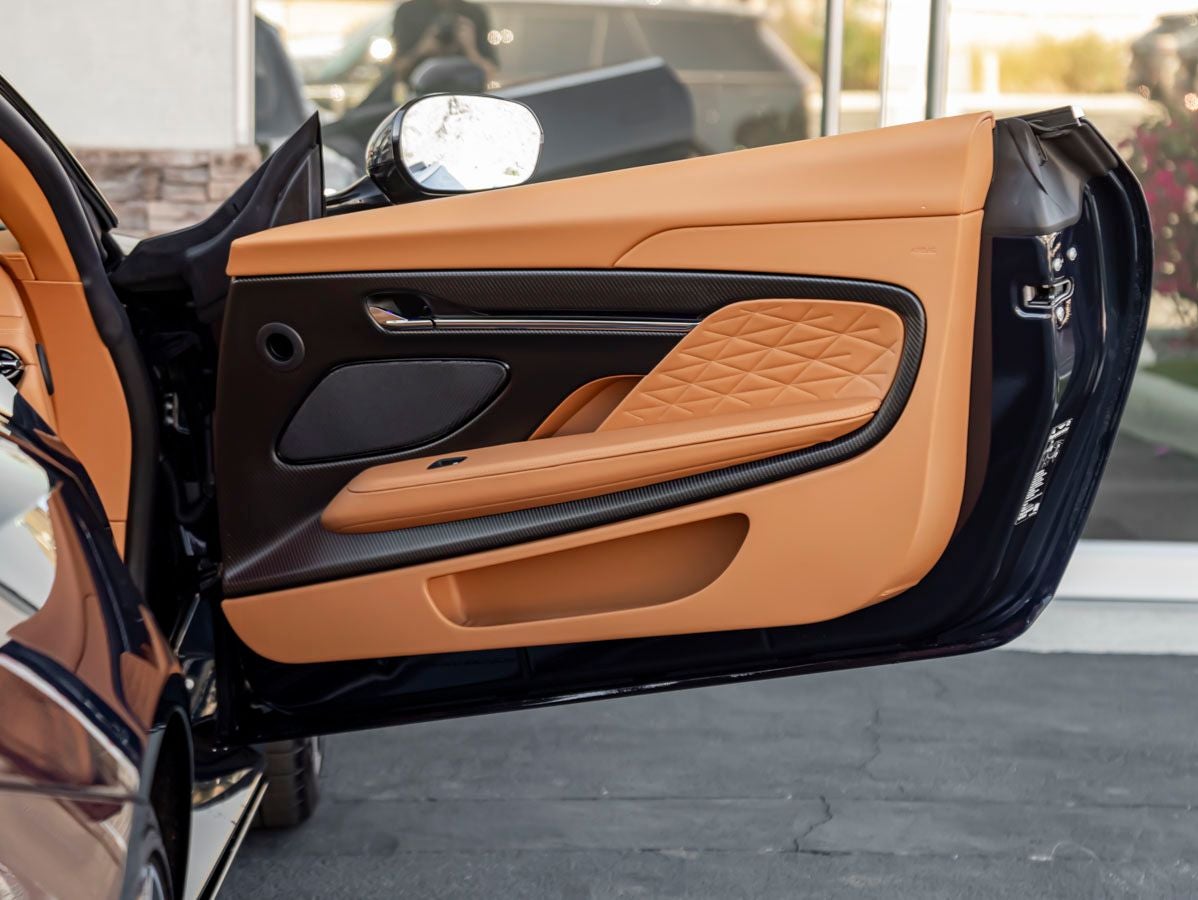 2026 Aston Martin DB12 Volante