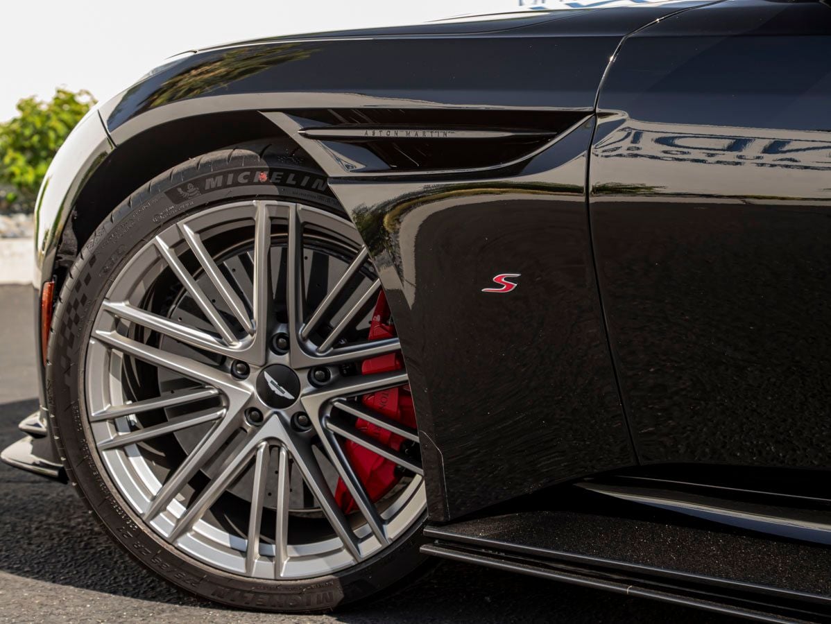 2026 Aston Martin DB12 S Volante