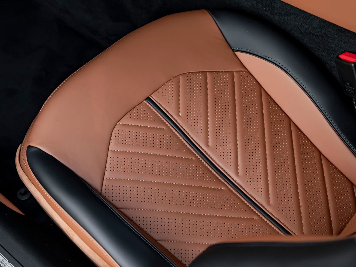 2026 Aston Martin DB12 S Volante