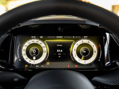 2026 Aston Martin Vantage Base