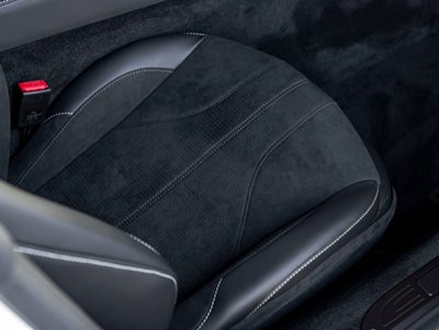 2026 Aston Martin Vantage Base