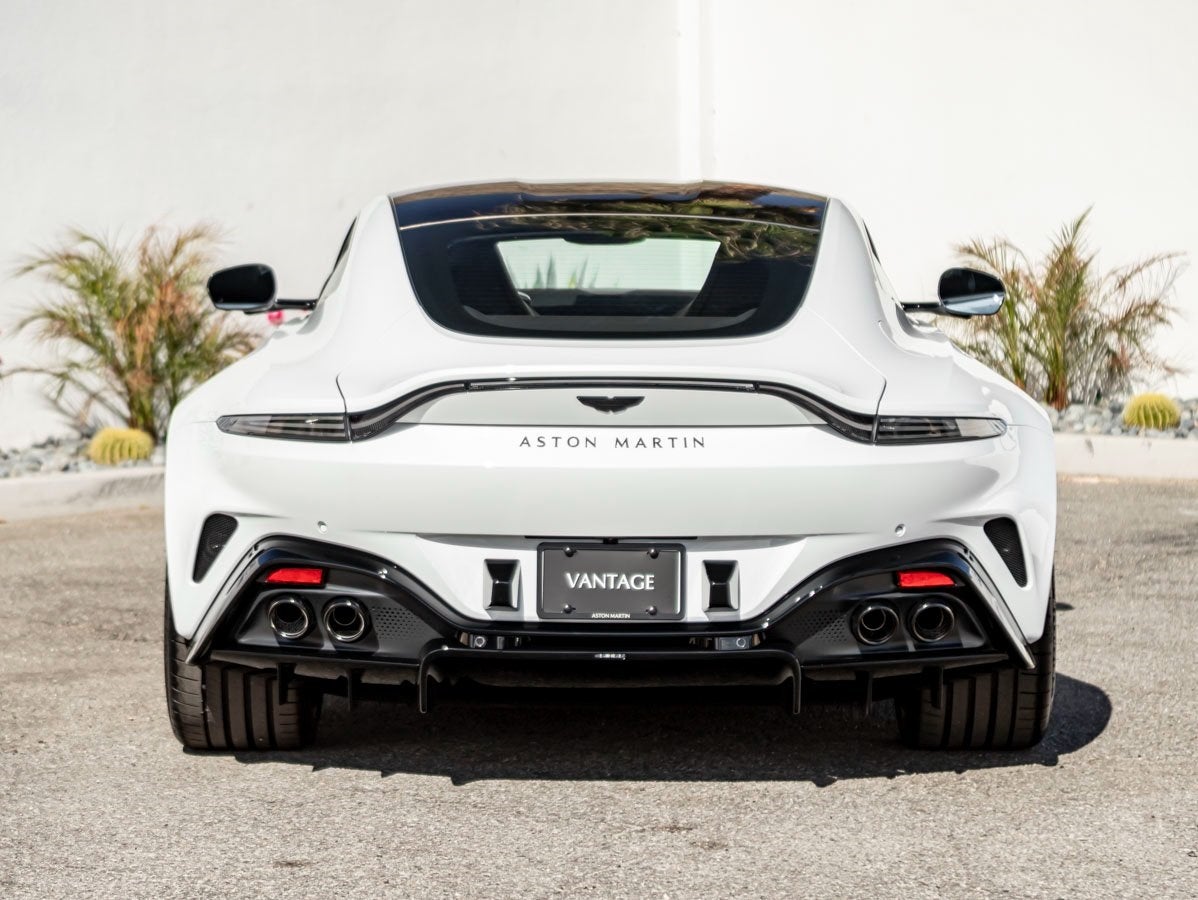 2026 Aston Martin Vantage Base