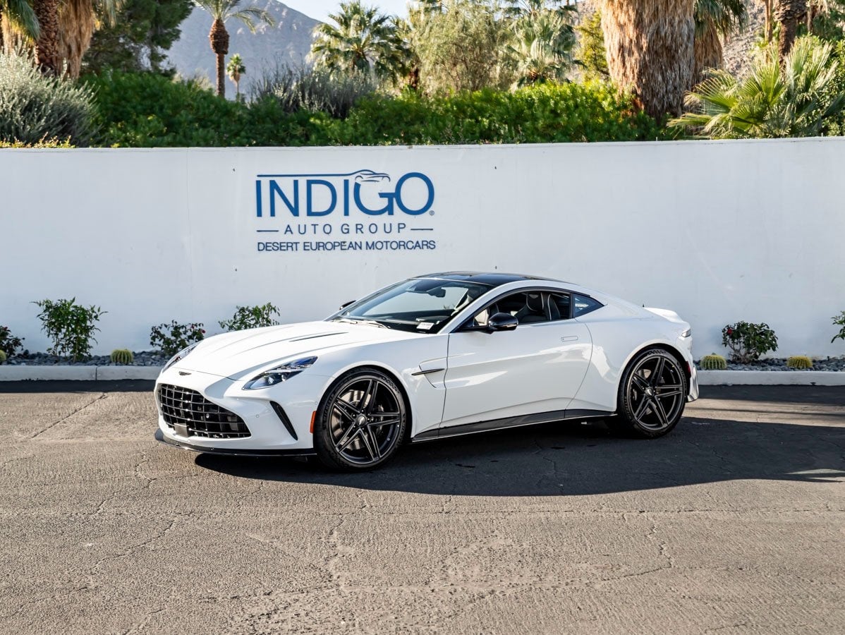 2026 Aston Martin Vantage Base