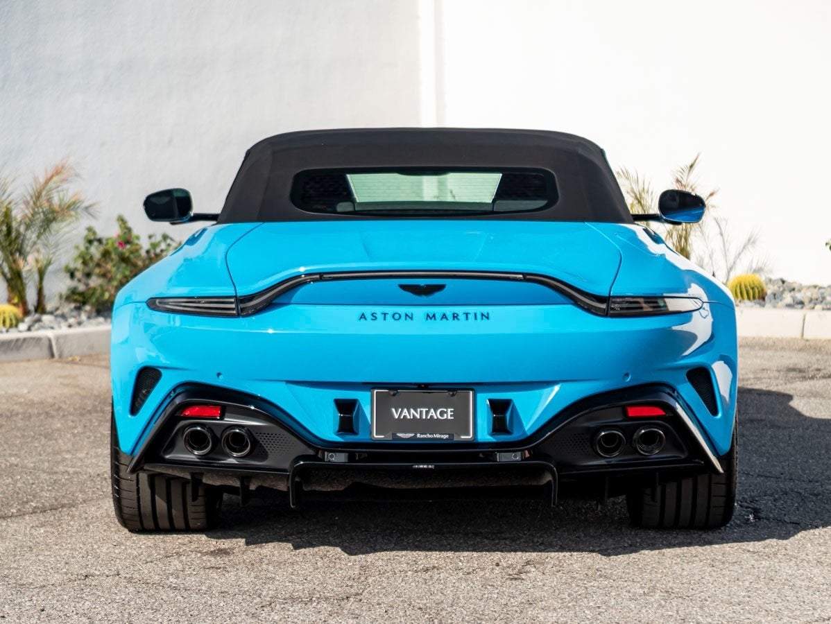 2026 Aston Martin Vantage Base