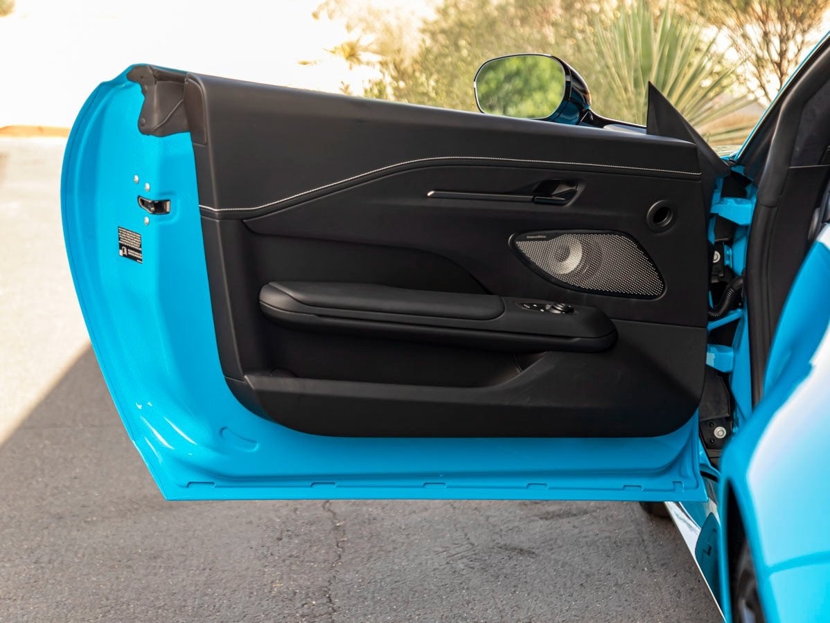 2026 Aston Martin Vantage Base