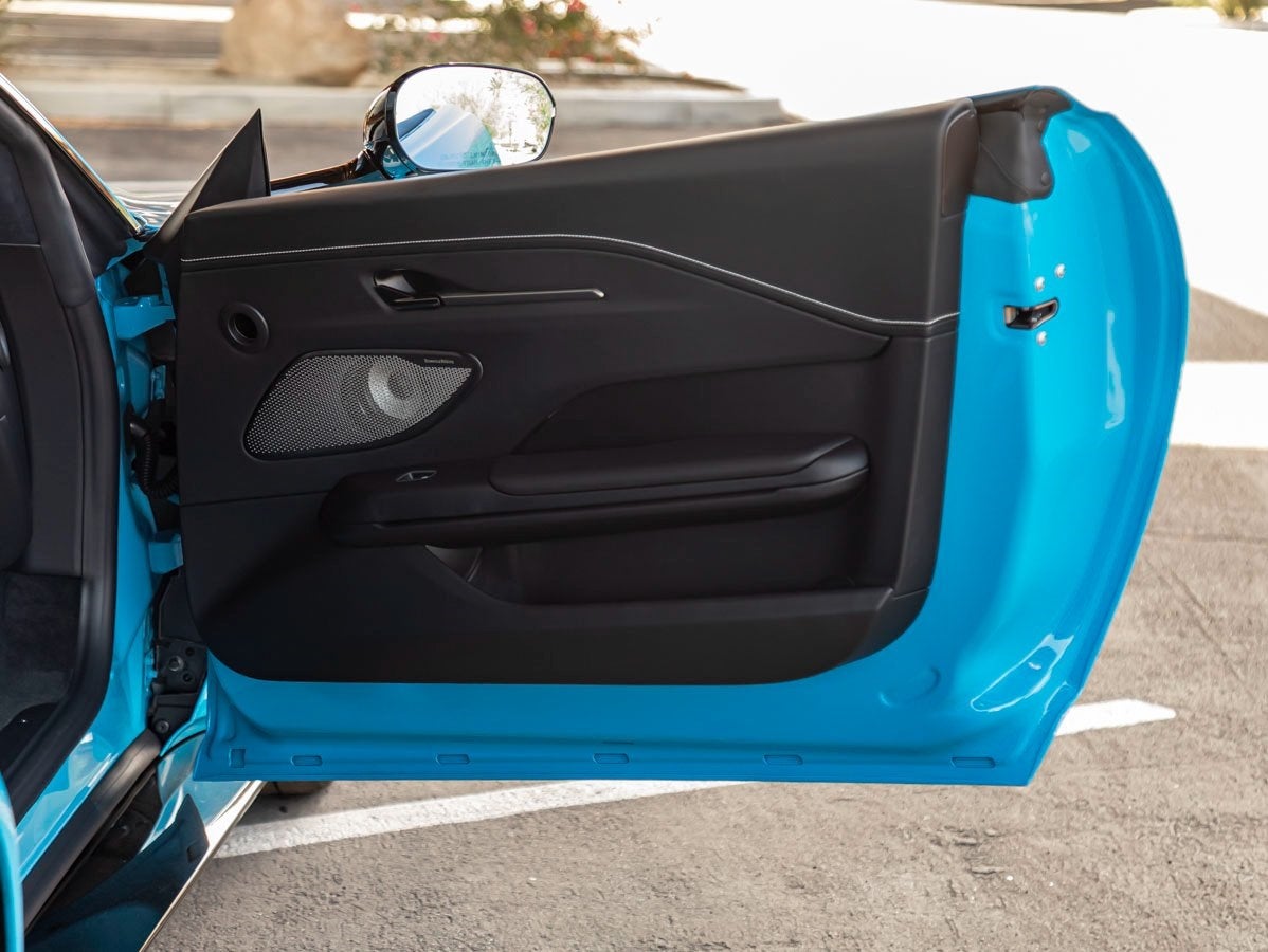 2026 Aston Martin Vantage Base