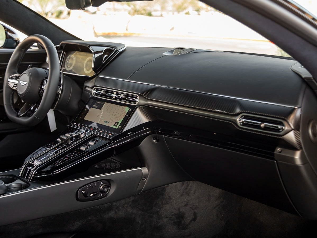 2026 Aston Martin Vantage Base