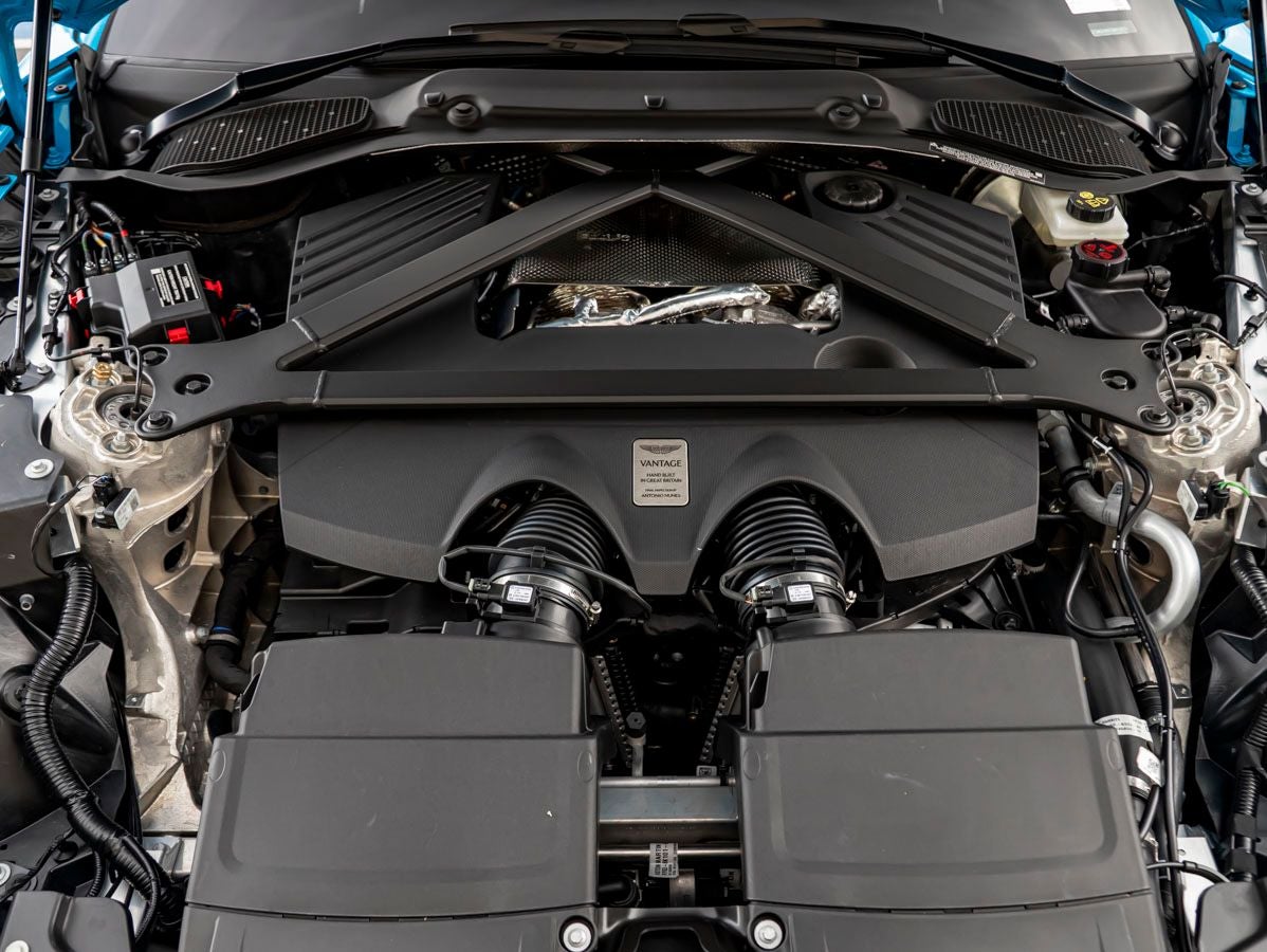 2026 Aston Martin Vantage Base