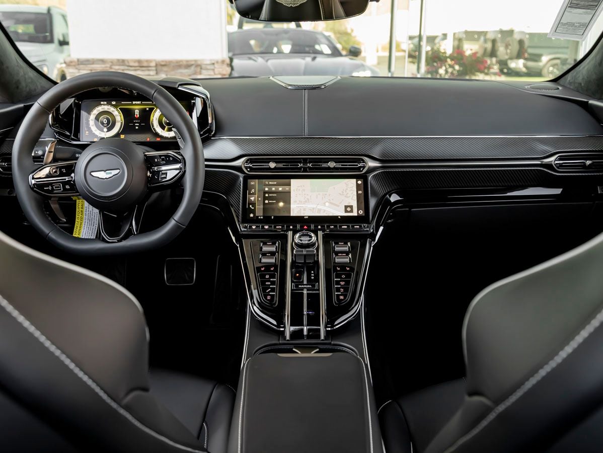 2026 Aston Martin Vantage Base