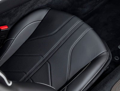 2026 Aston Martin Vantage Base