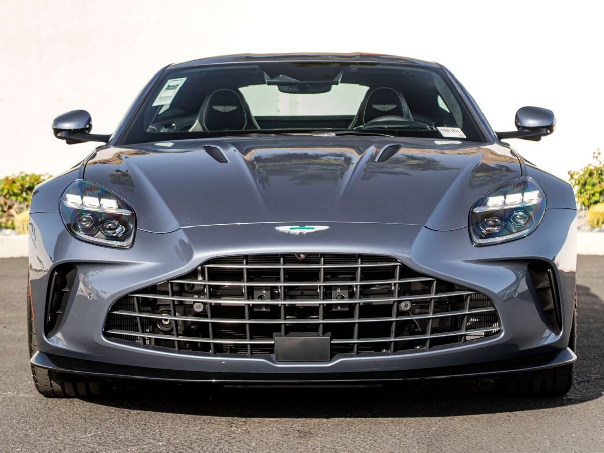 2026 Aston Martin Vantage Base