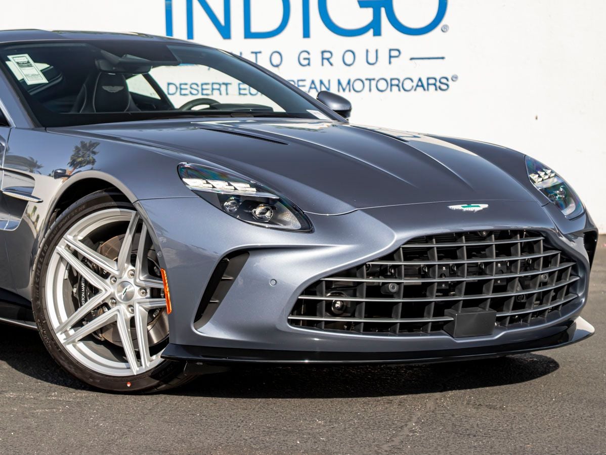 2026 Aston Martin Vantage Base