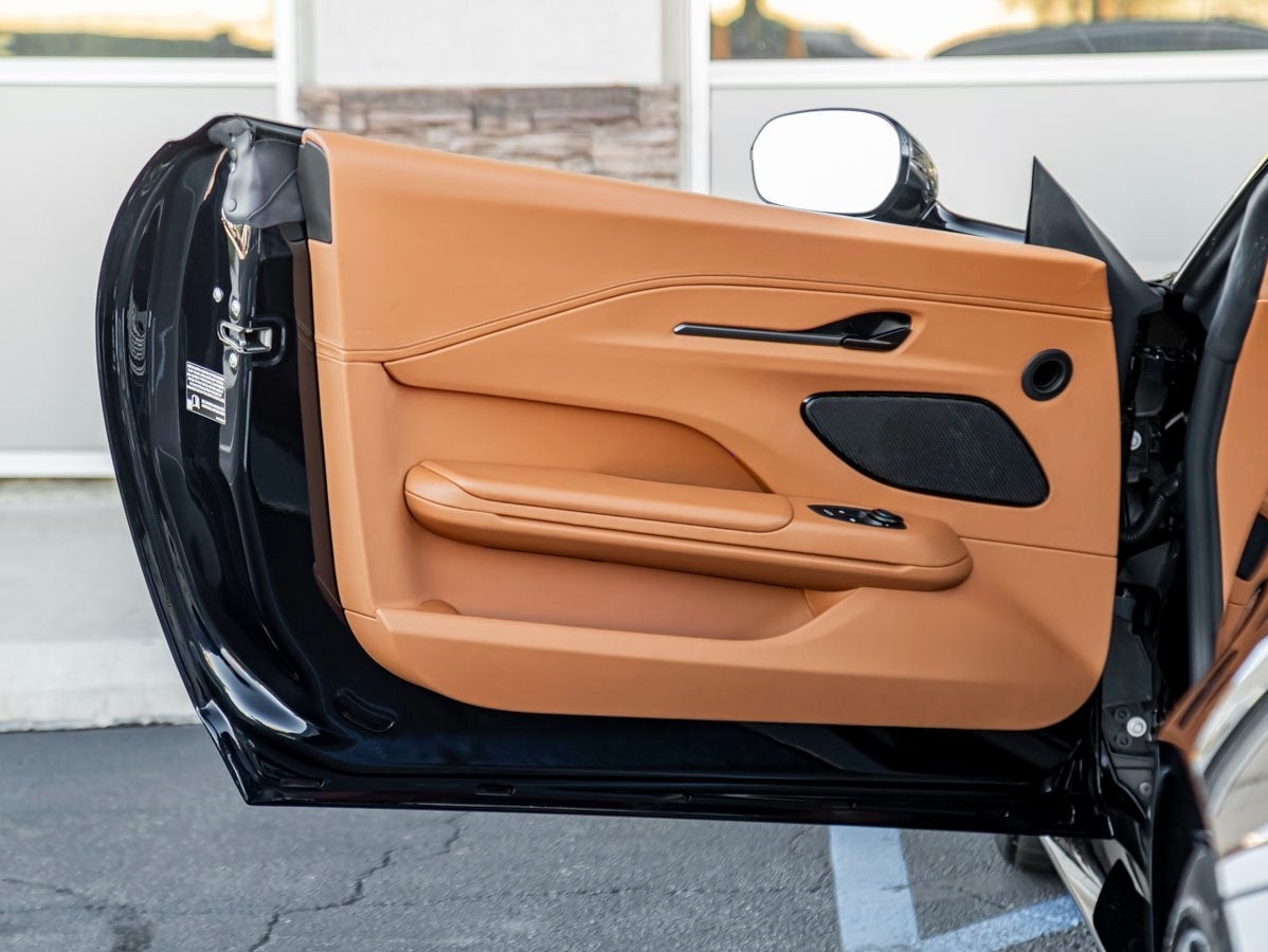2026 Aston Martin Vantage Roadster