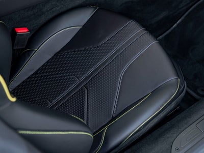 2026 Aston Martin Vantage Roadster