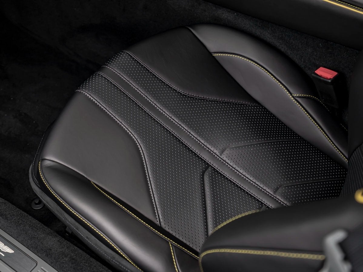 2026 Aston Martin Vantage Roadster