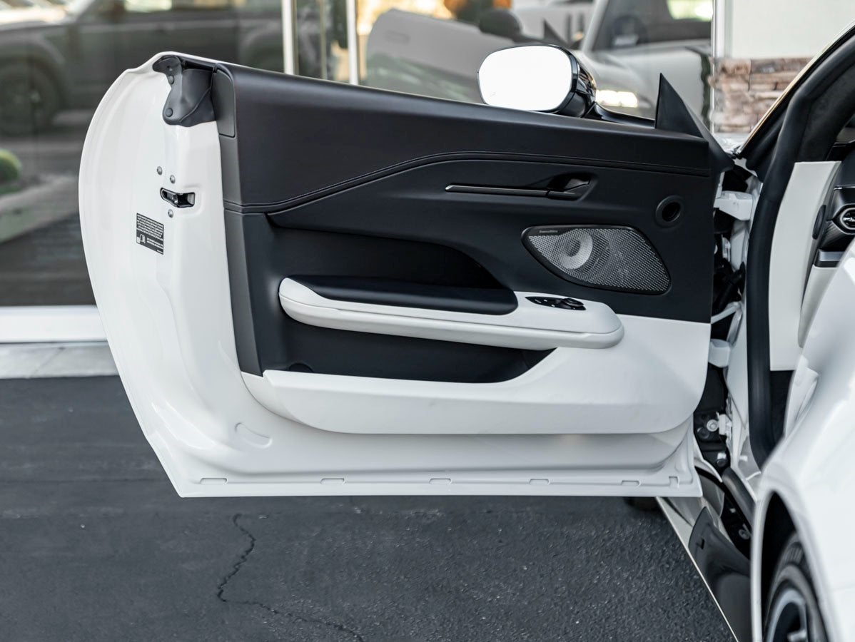 2026 Aston Martin Vantage Roadster