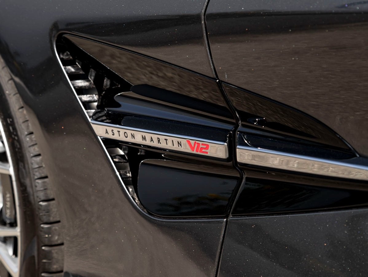 2025 Aston Martin Vanquish V12
