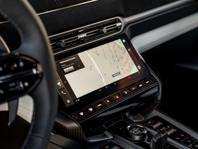 2025 Aston Martin Vanquish V12