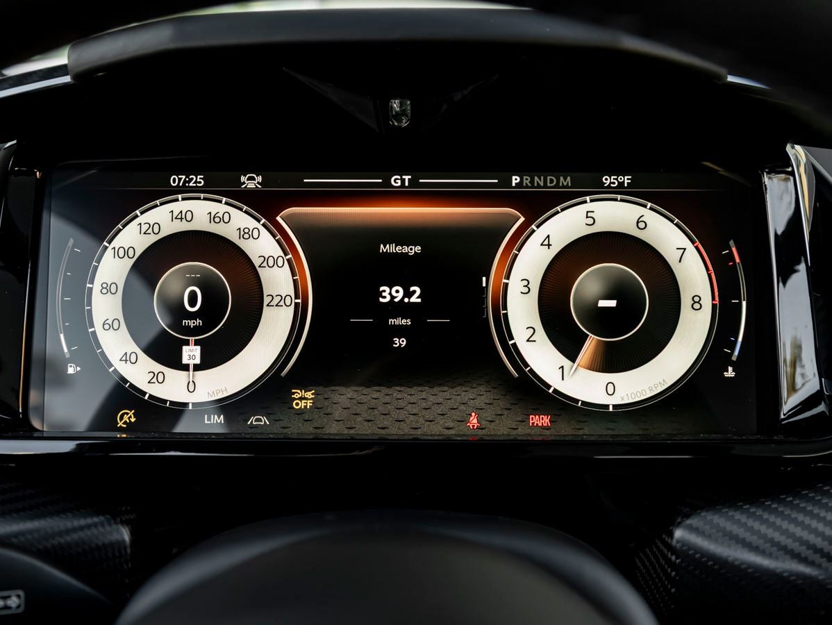 2027 Aston Martin Vanquish Base