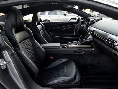 2027 Aston Martin Vanquish Base