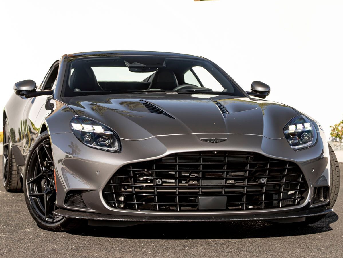 2027 Aston Martin Vanquish Base