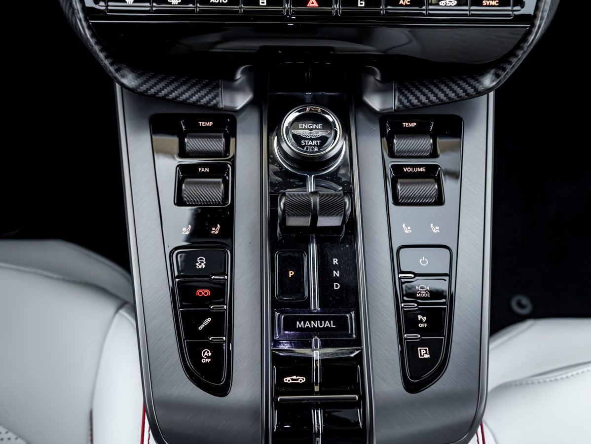 2026 Aston Martin Vanquish Volante