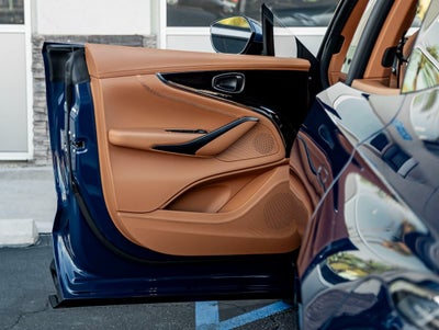 2026 Aston Martin DBX 707