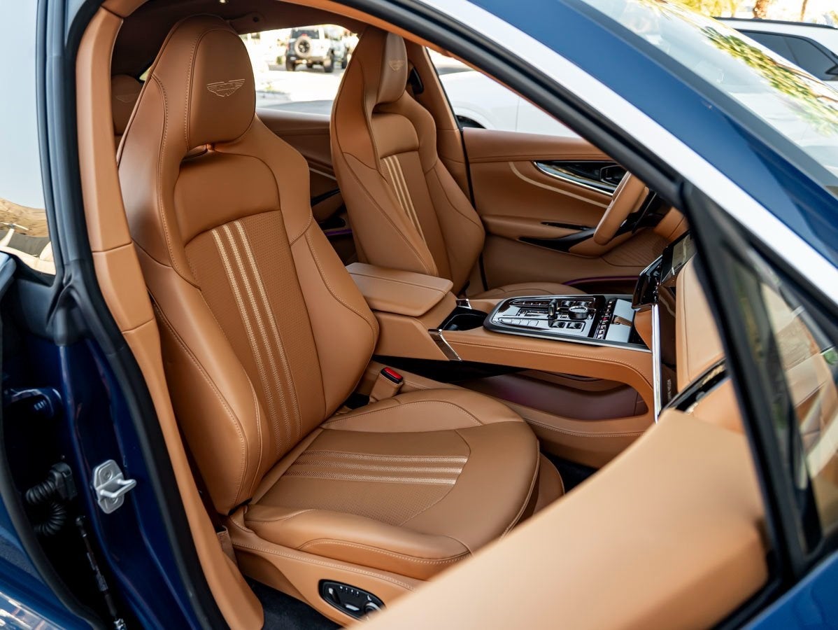 2026 Aston Martin DBX 707