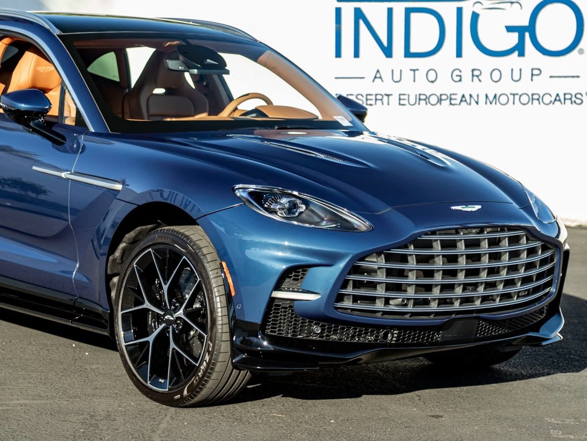 2026 Aston Martin DBX 707