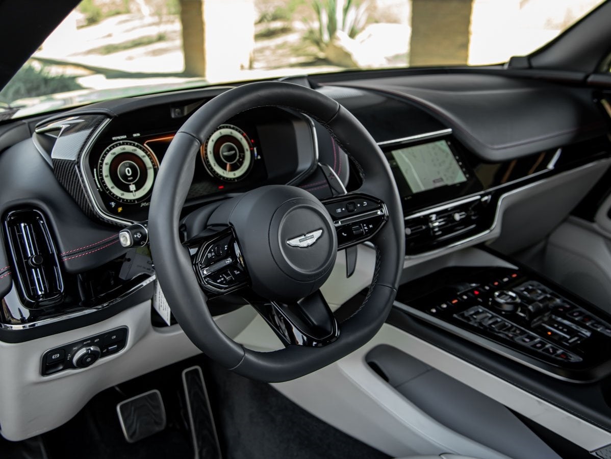 2025 Aston Martin DBX 707 707